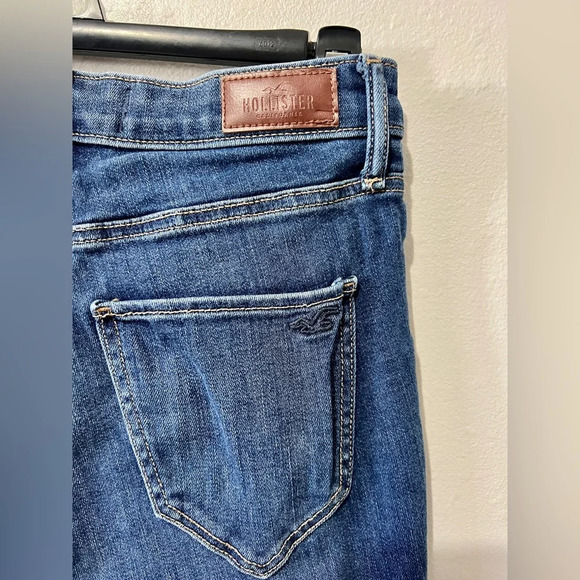 Hollister High-Rise Super Skinny Jean - 26/3R - Picture 5 of 10